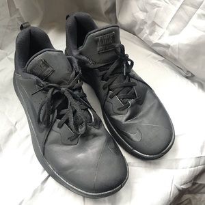 Nike FlyByLow shoes. Men’s, size 8.5